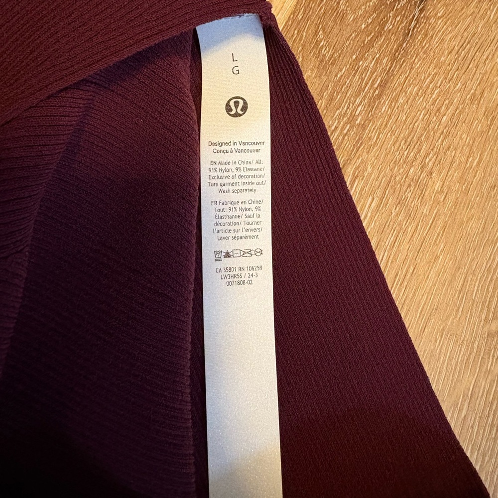 Lululemon Ribbed-Knit Twist-Back Mockneck Sweater NWT in Garnet Red - Picture 4 of 8